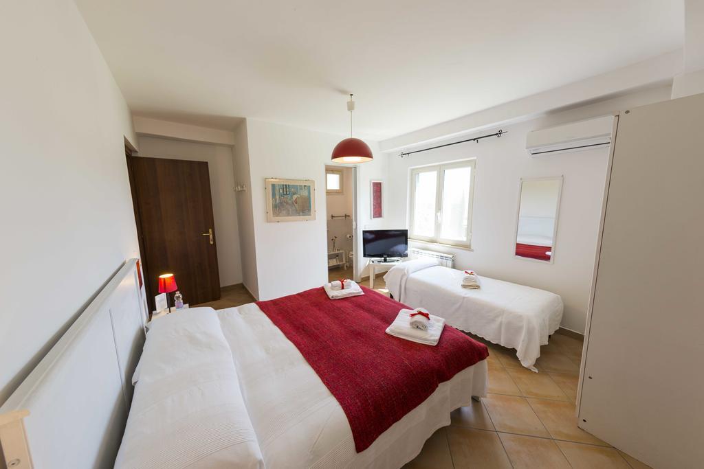 La Locanda Country House Borgo Montenero Luaran gambar