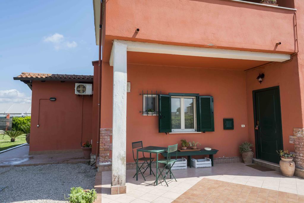 La Locanda Country House Borgo Montenero Luaran gambar